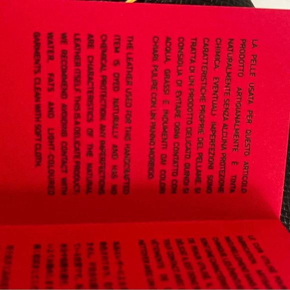 ❤️ Valentino Garavani EUC Black & Gold Long leather Wallet with COA & cards - Picture 16 of 16